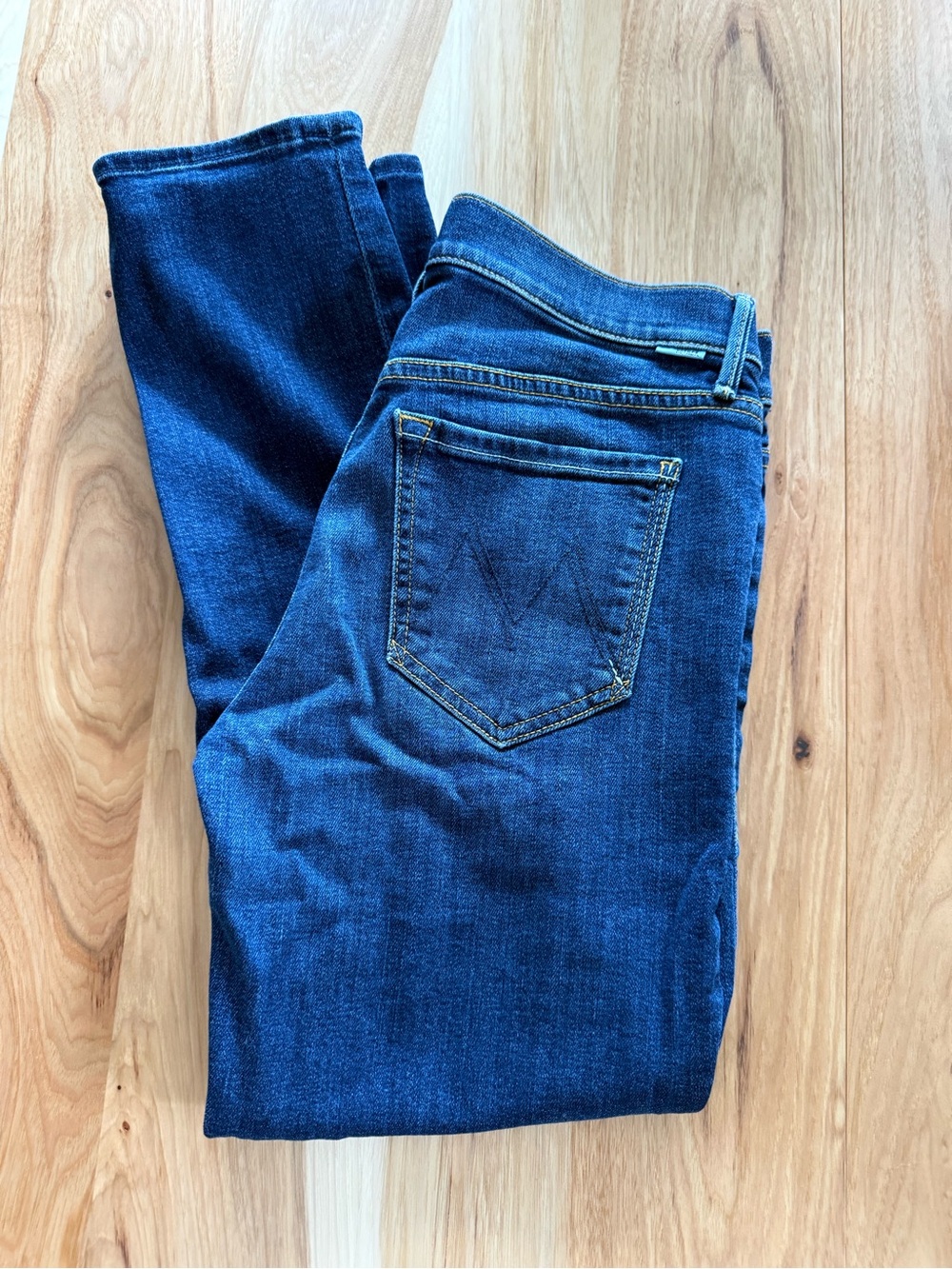 MOTHER Jeans "The Dropout Flowers from the Storm" Dark Denim Jeans - Size 26
